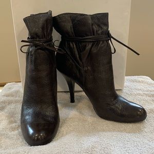 Calvin Klein high heel ankle wrap taupe/ dark brown ankle boots